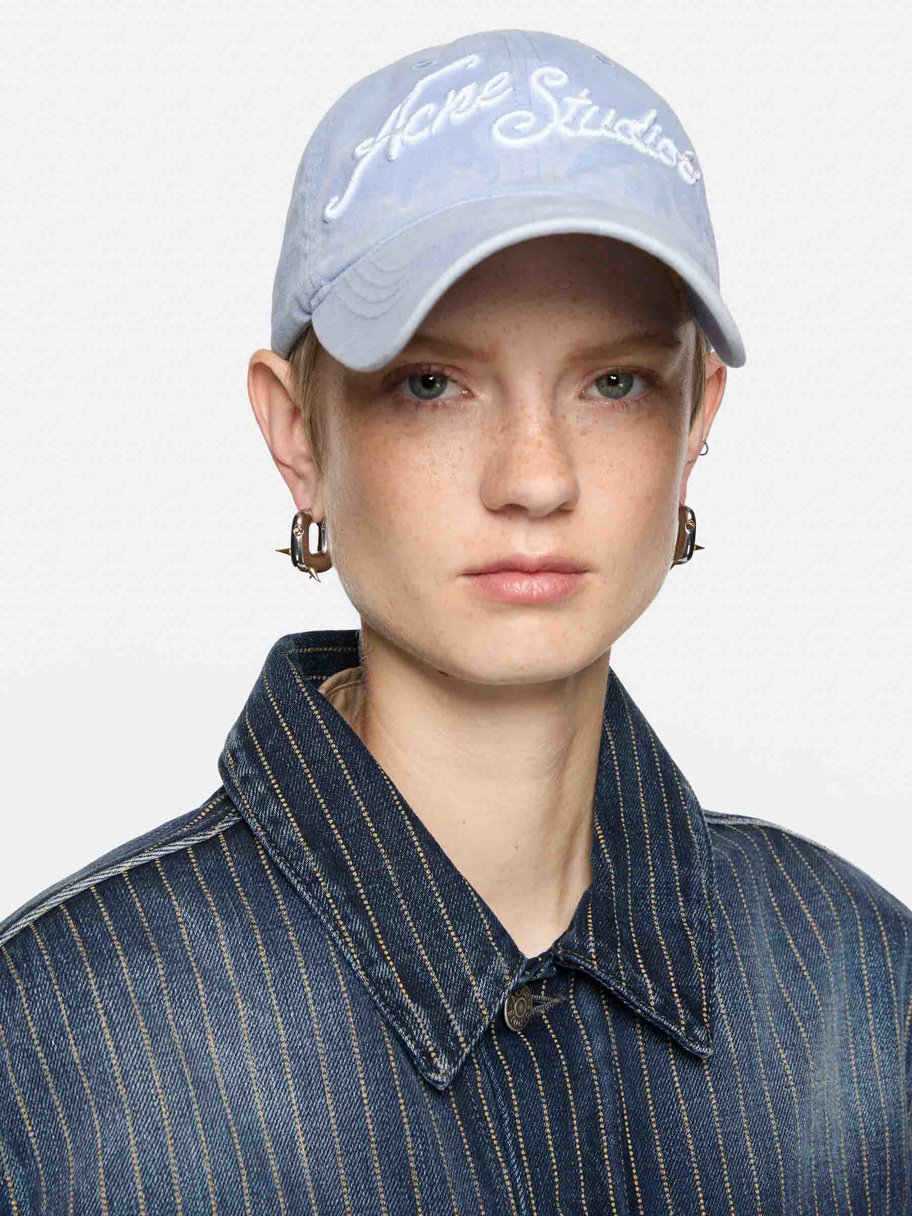 Acne Studios Mujer Barcelona Gorra Logo color Verde Manzana sku 845-000020 02 - Foto 2