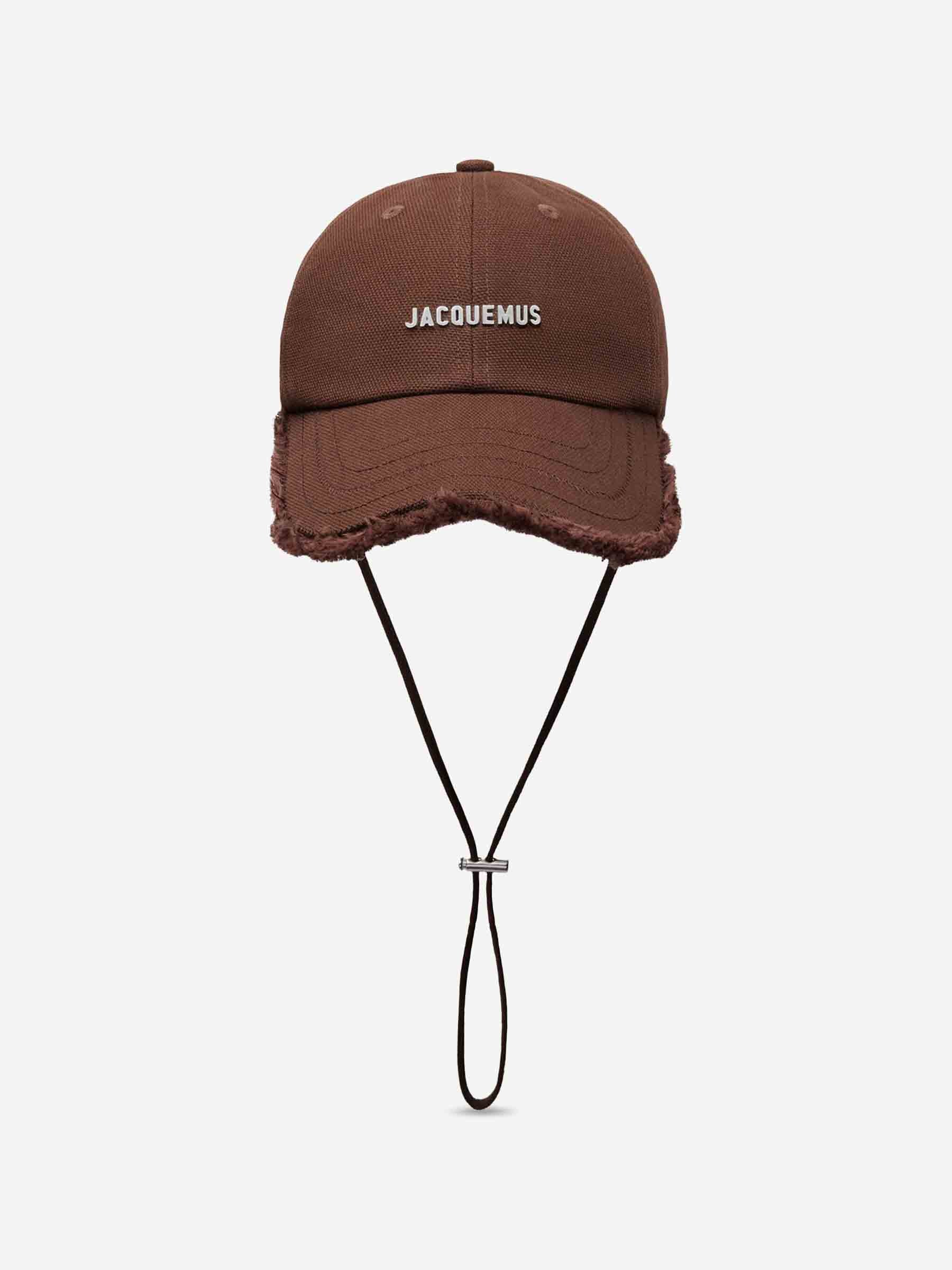 Jacquemus Hombre Barcelona Gorra Artichaut color Marrón sku 899-001991 01 - Foto 1
