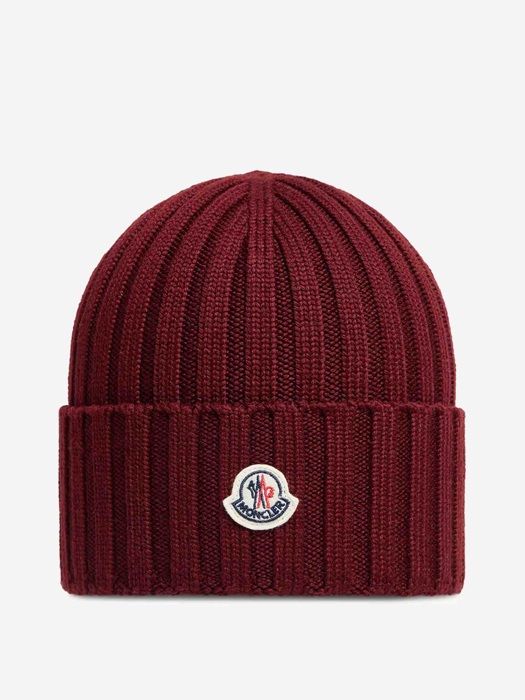 Moncler Mujer Barcelona Gorro Acanalado color Rojo sku 899-001999 02 - Foto 1
