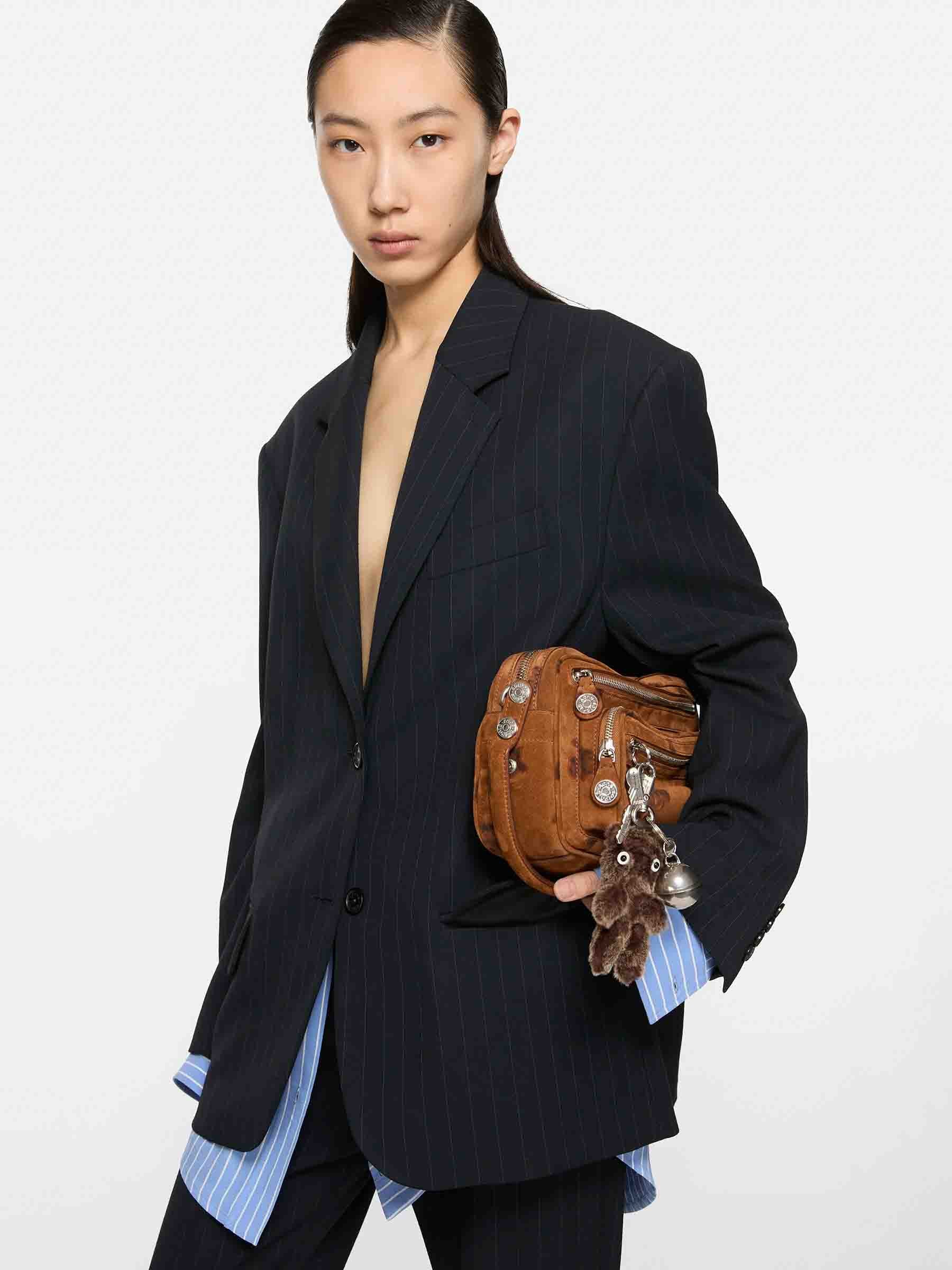 Acne Studios Mujer Barcelona Llavero Charm Oso color Marrón sku 899-002006 01 - Foto 2