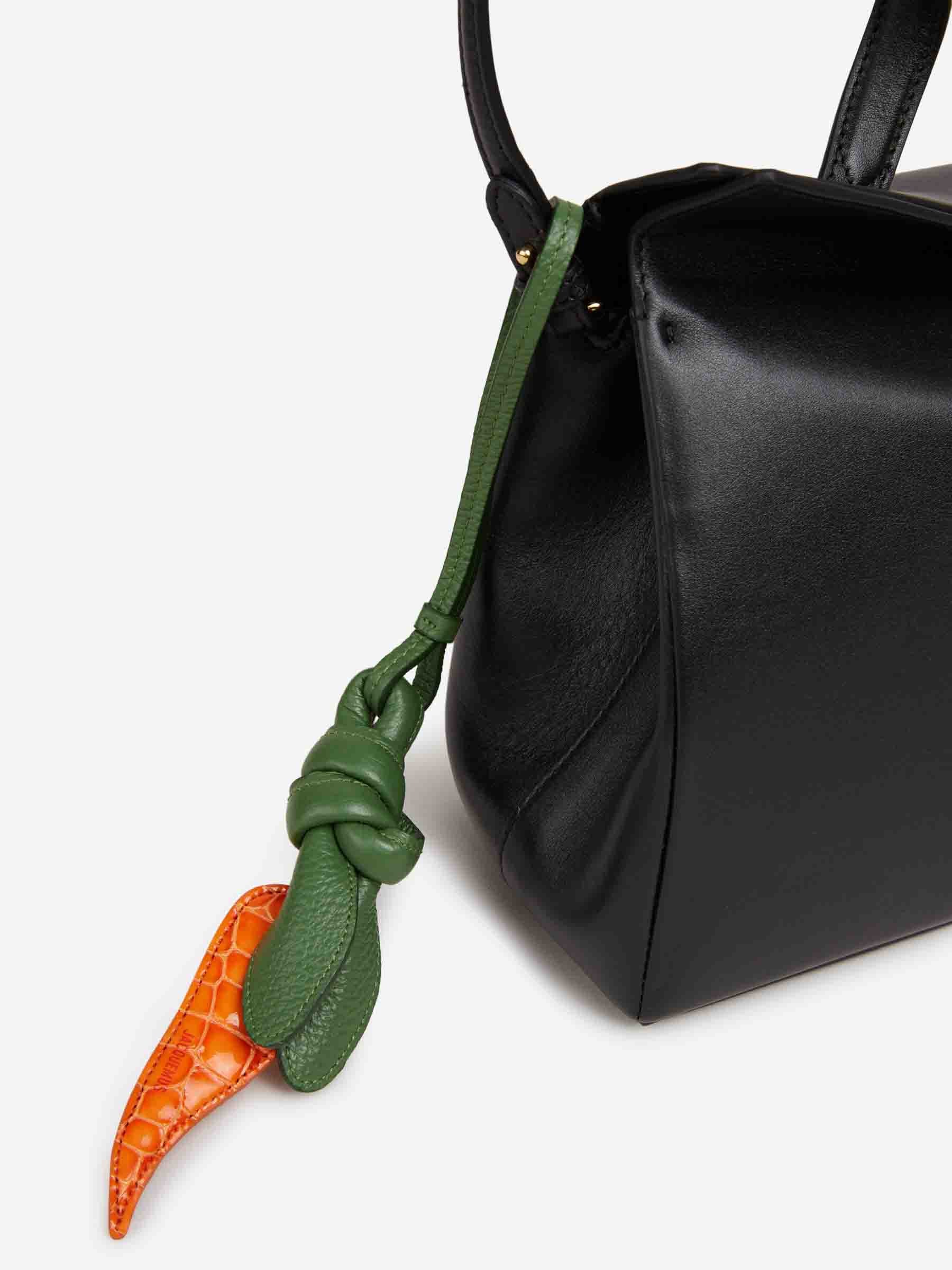 Jacquemus Mujer Barcelona Charm La Carotte color Naranja sku 899-002014 01 - Foto 2