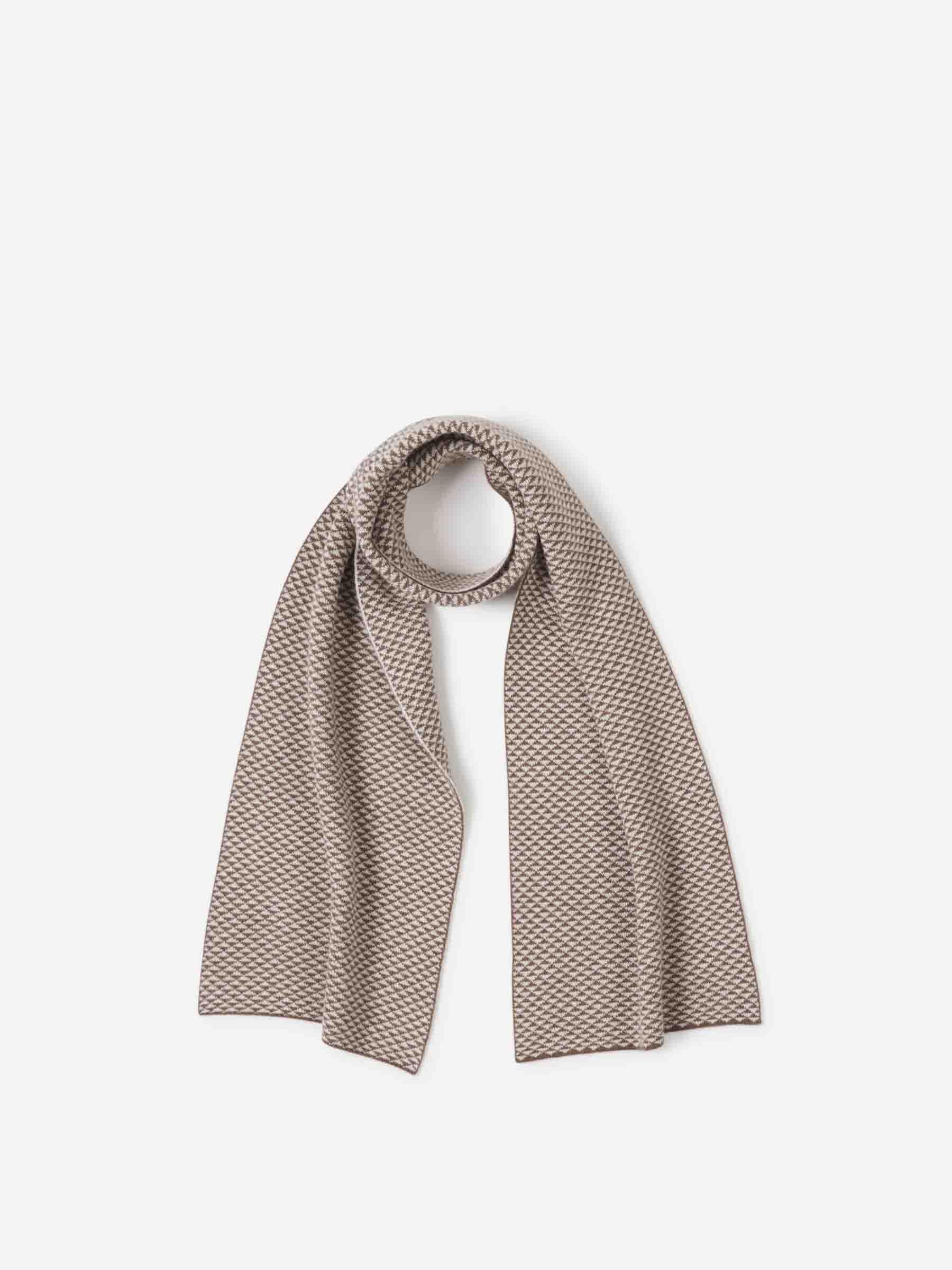 Santa Eulalia Hombre Barcelona Bufanda Triangular Cashmere color Caramelo sku 630-001450 01 - Foto 1