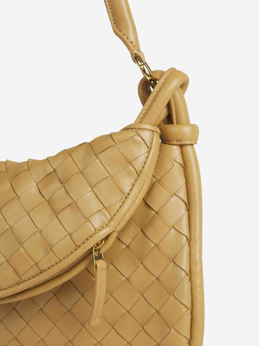 Bottega Veneta Mujer Barcelona Bolso Hombro Gemelli Mediano color Caramelo sku 810-007604 01 - Foto 5