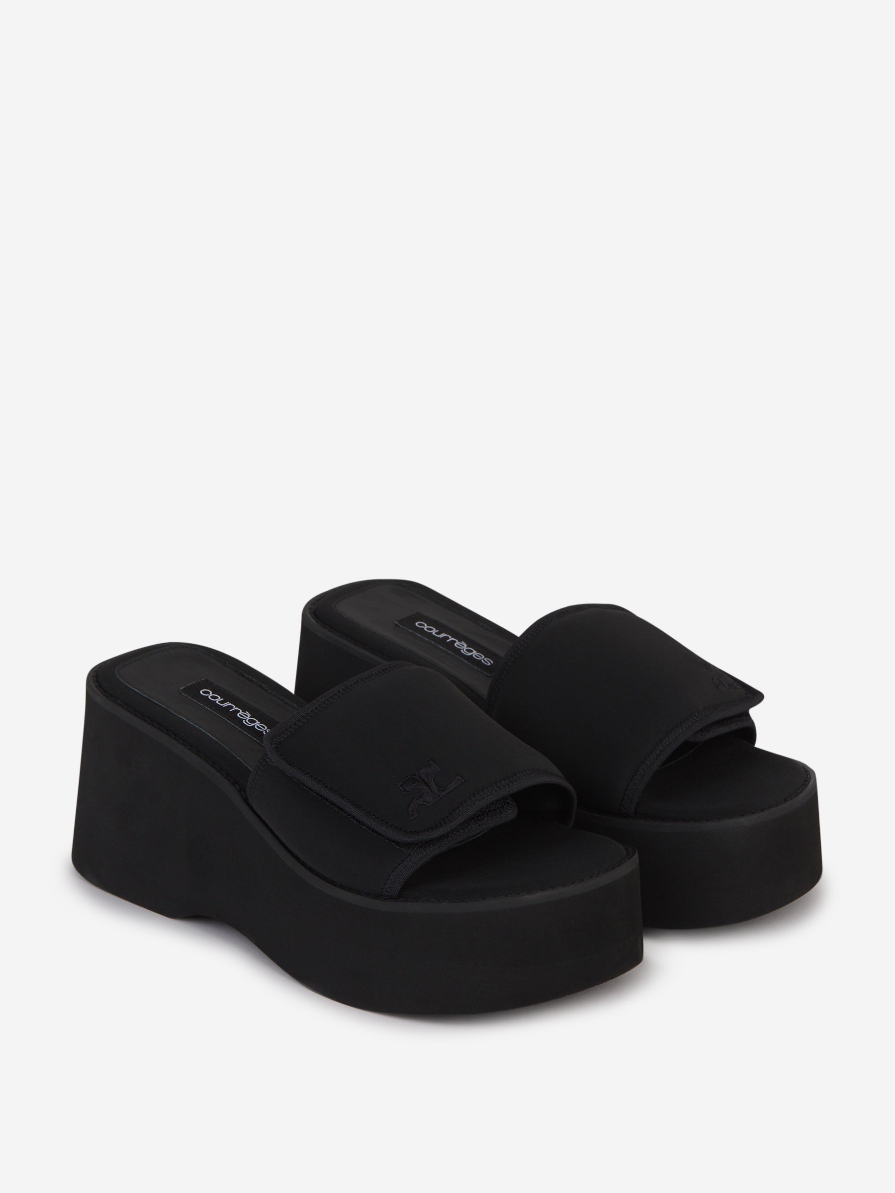 Courrèges – Scuba Wave Slip-on Sandals Mujer 800-005228 01
