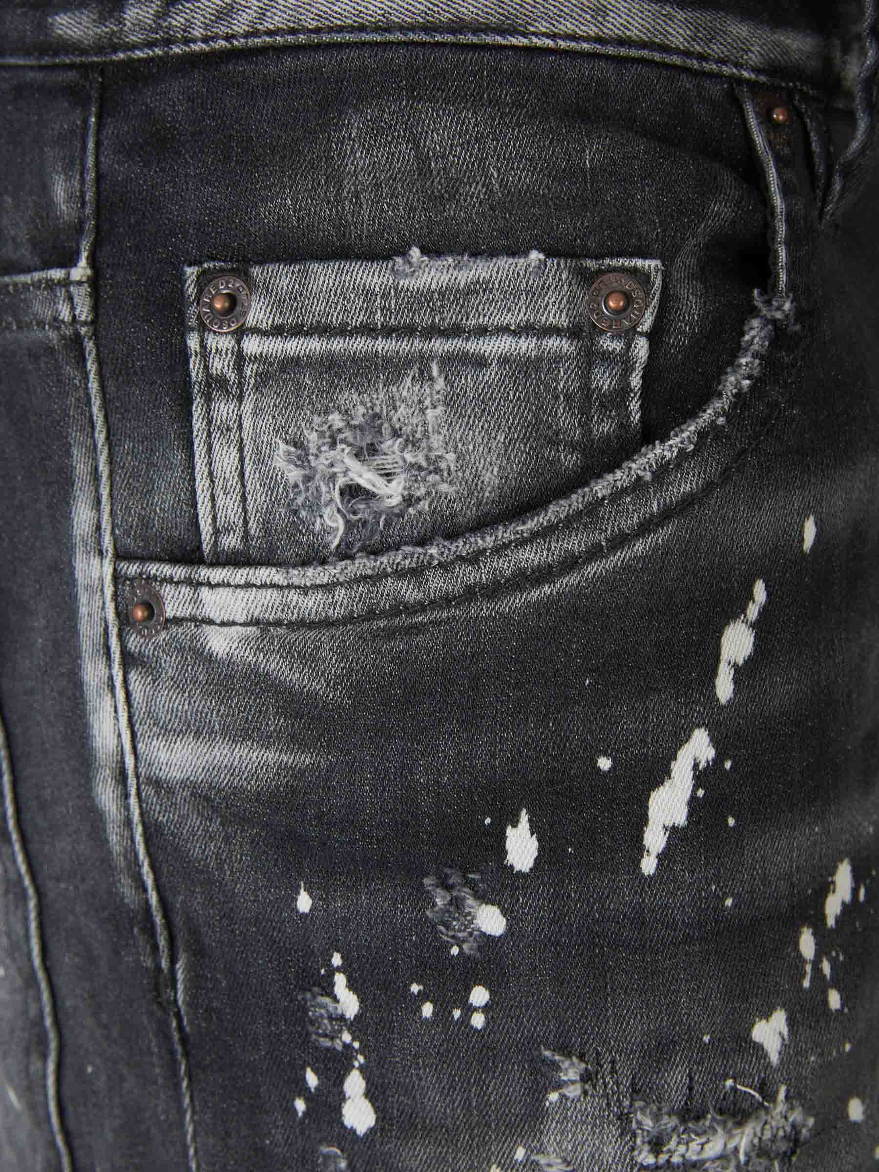 Dsquared2 – Destroyed Skater Jeans Hombre 522-002611 01